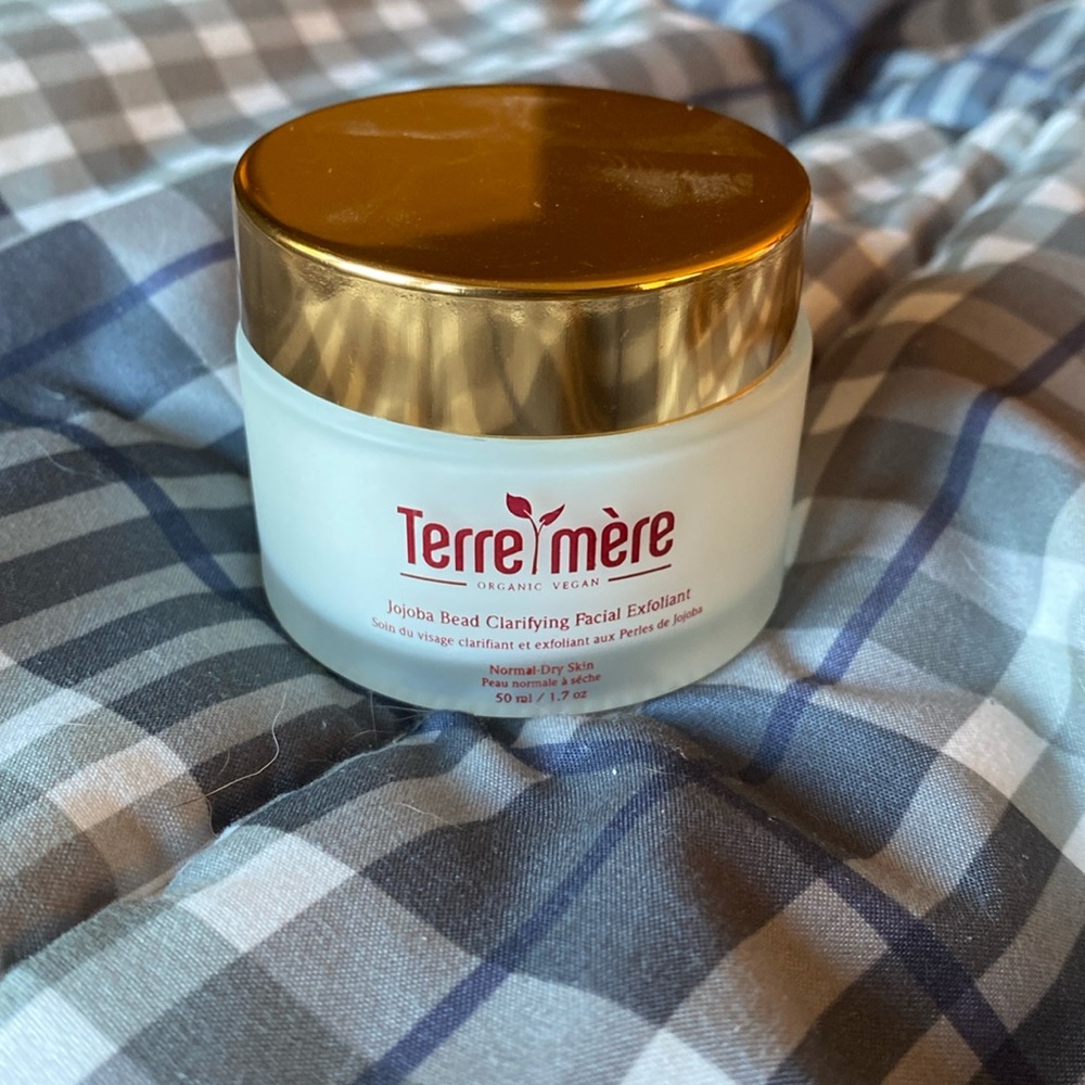 Terre mere facial exfoliant